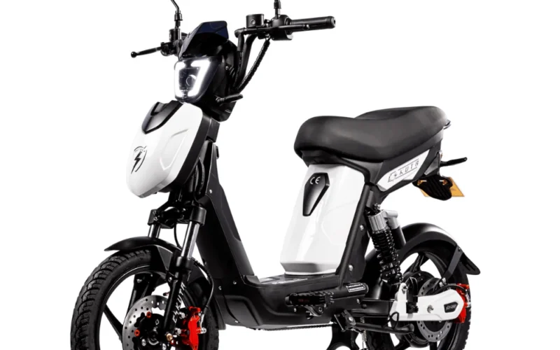 Eskuta SX-250 Review – The Everyday Moped Lookalike